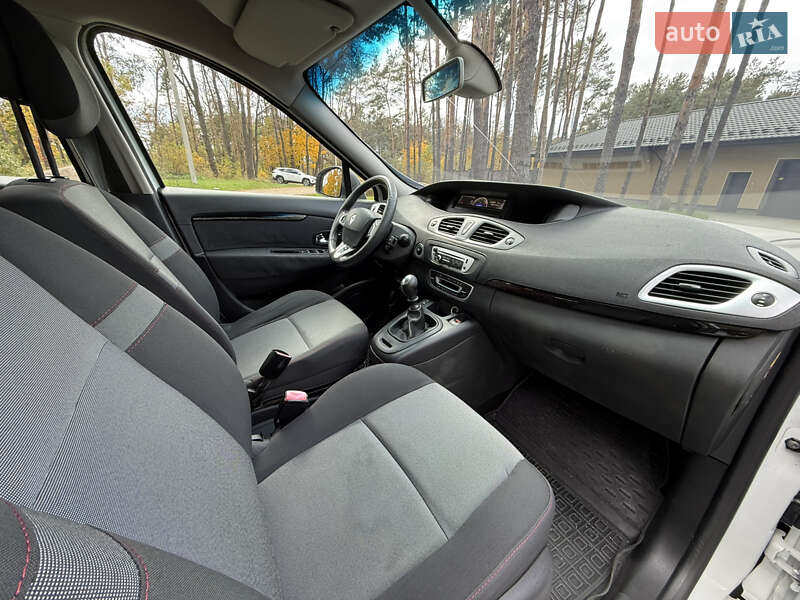 Минивэн Renault Scenic 2012 в Житомире