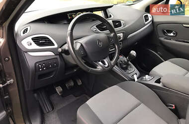 Минивэн Renault Scenic 2014 в 