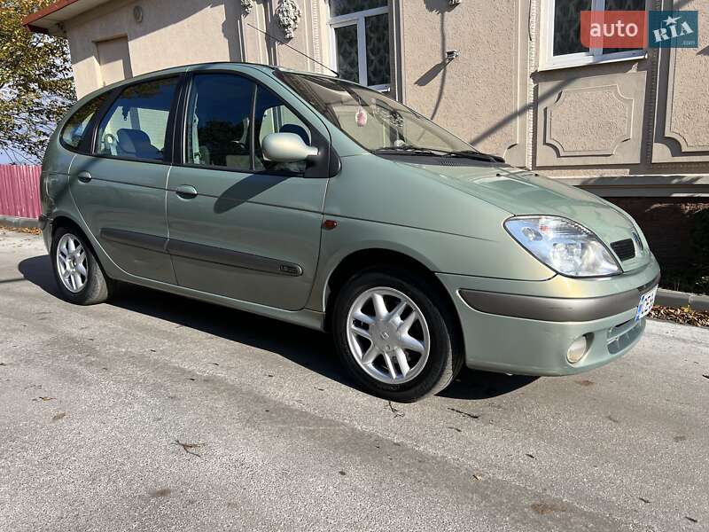 Минивэн Renault Scenic 2003 в Черновцах