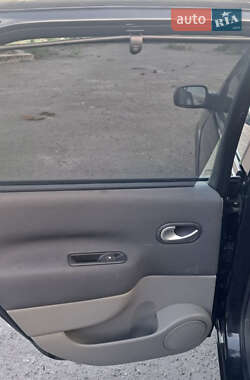 Минивэн Renault Scenic 2009 в 