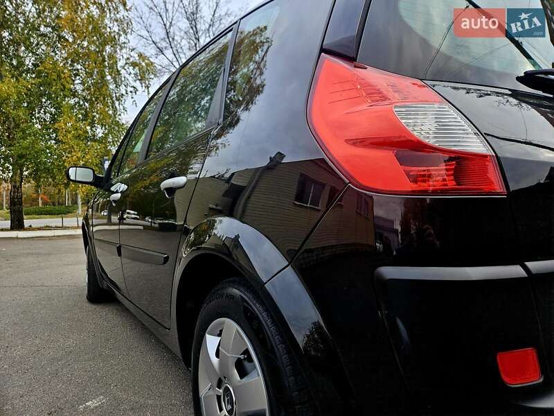 Минивэн Renault Scenic 2008 в Полтаве