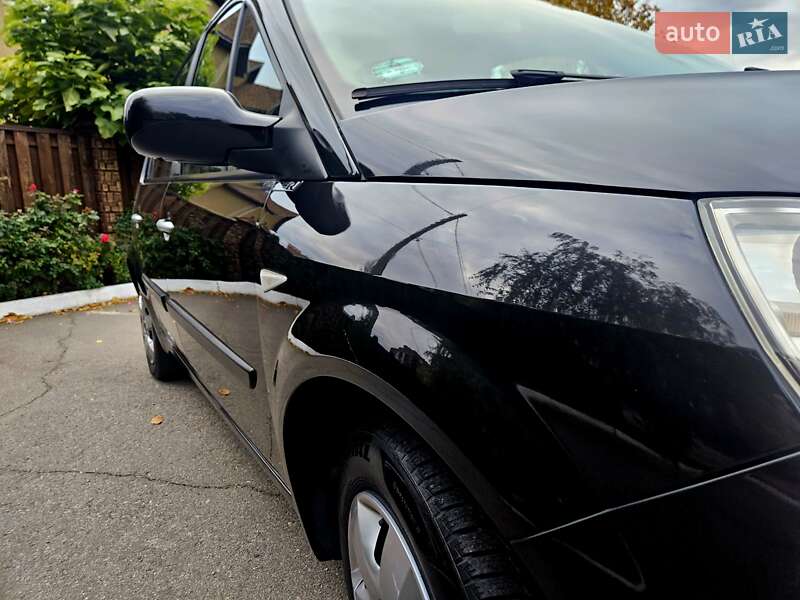 Минивэн Renault Scenic 2008 в Полтаве