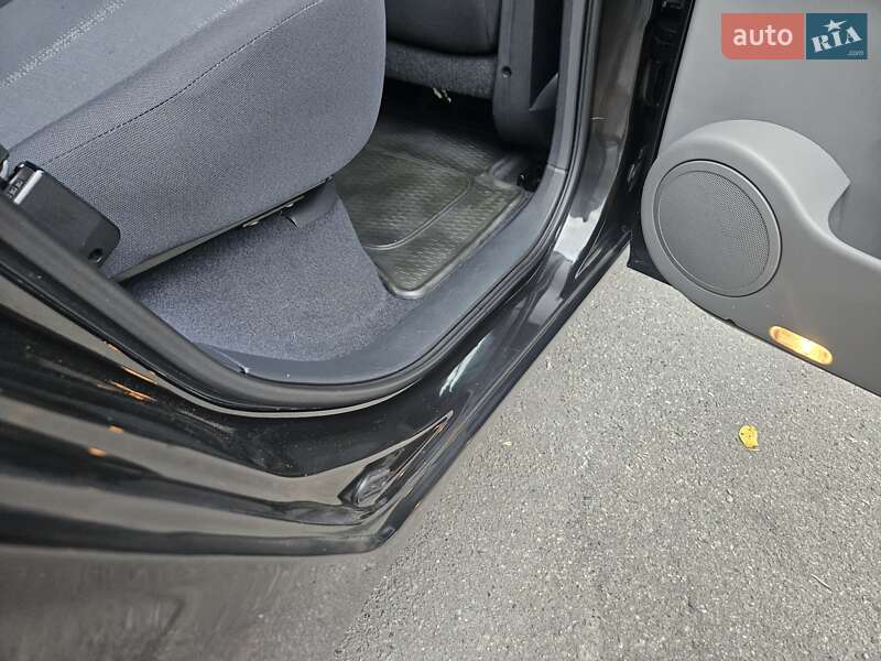 Минивэн Renault Scenic 2008 в Полтаве