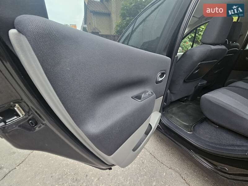 Минивэн Renault Scenic 2008 в Полтаве