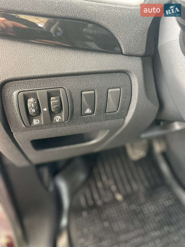 Минивэн Renault Scenic 2013 в Виннице