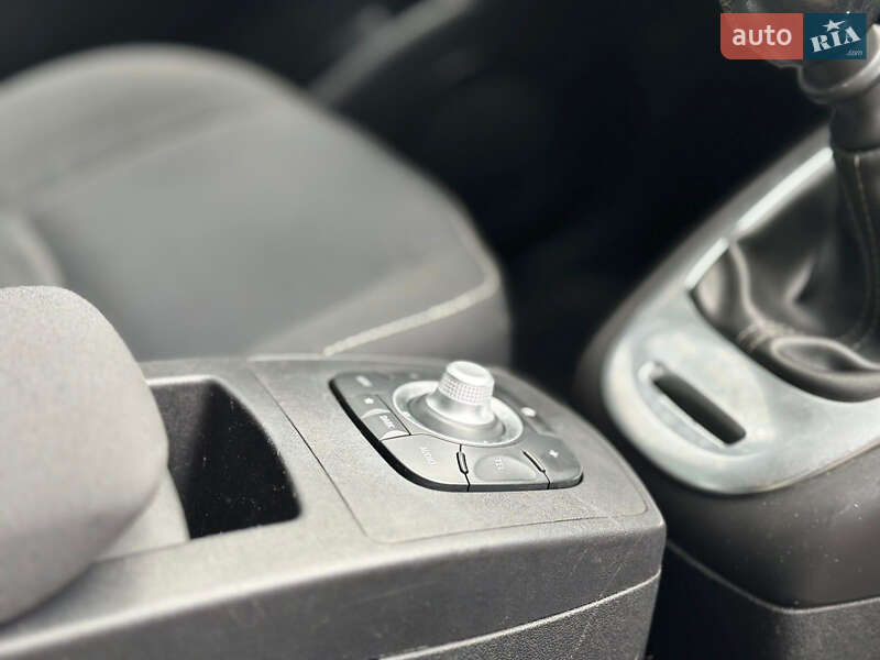 Мінівен Renault Scenic 2015 в Івано-Франківську фото 17 Мінівен Renault Scenic 2015 в Івано-Франківську