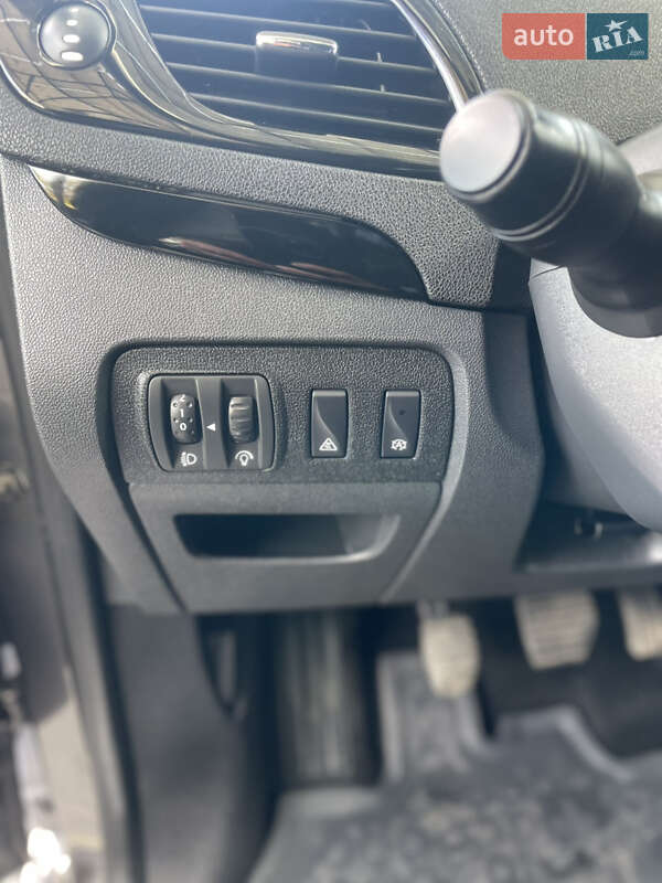 Минивэн Renault Scenic 2012 в Виннице
