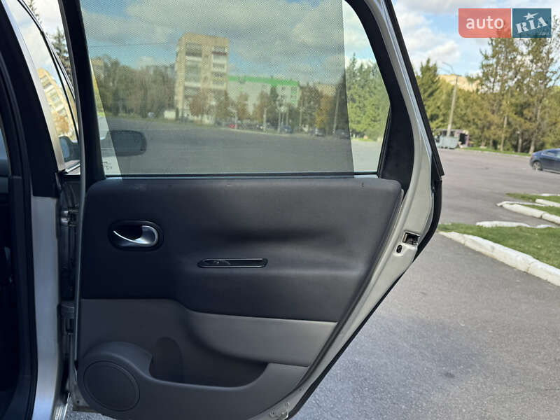 Минивэн Renault Scenic 2007 в Ровно