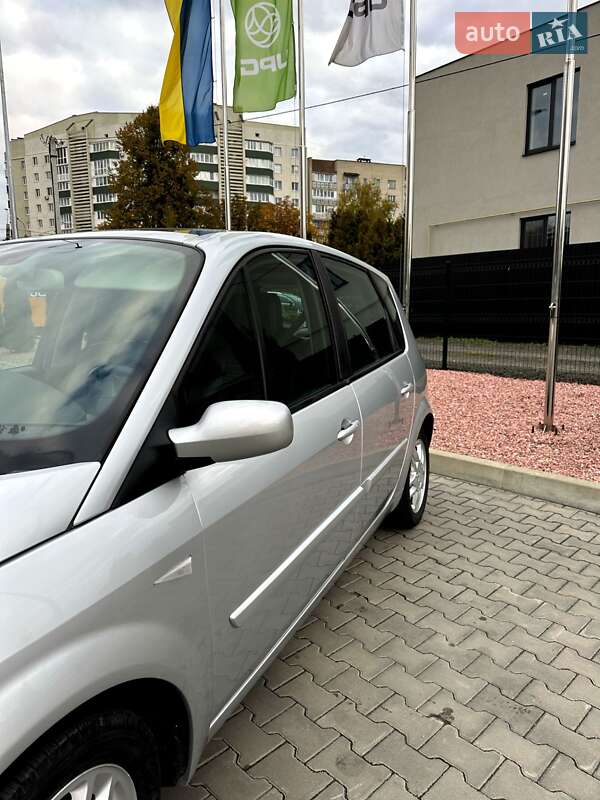 Мінівен Renault Scenic 2007 в Луцьку