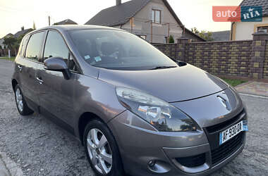 Мінівен Renault Scenic 2009 в Дубні