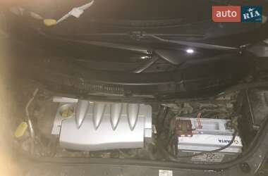 Мінівен Renault Scenic 2003 в 