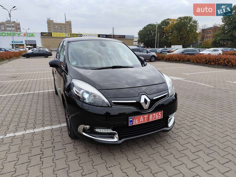 Минивэн Renault Scenic 2014 в 