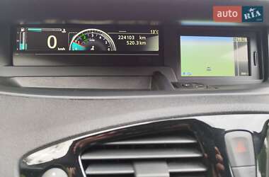 Минивэн Renault Scenic 2014 в 