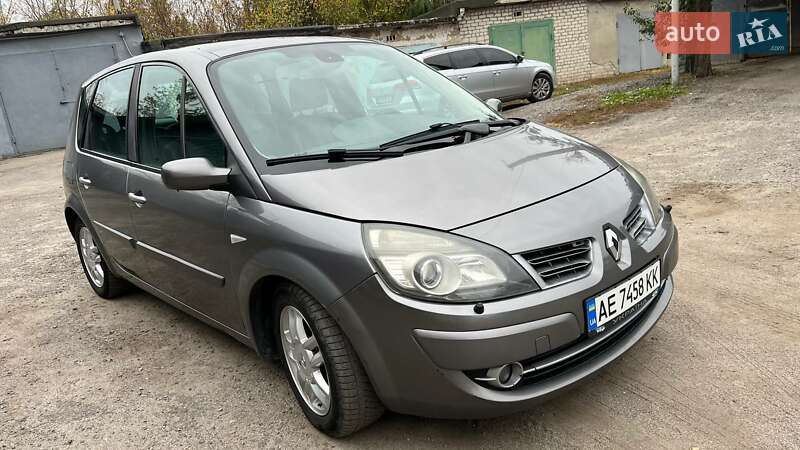 Минивэн Renault Scenic 2009 в Павлограде