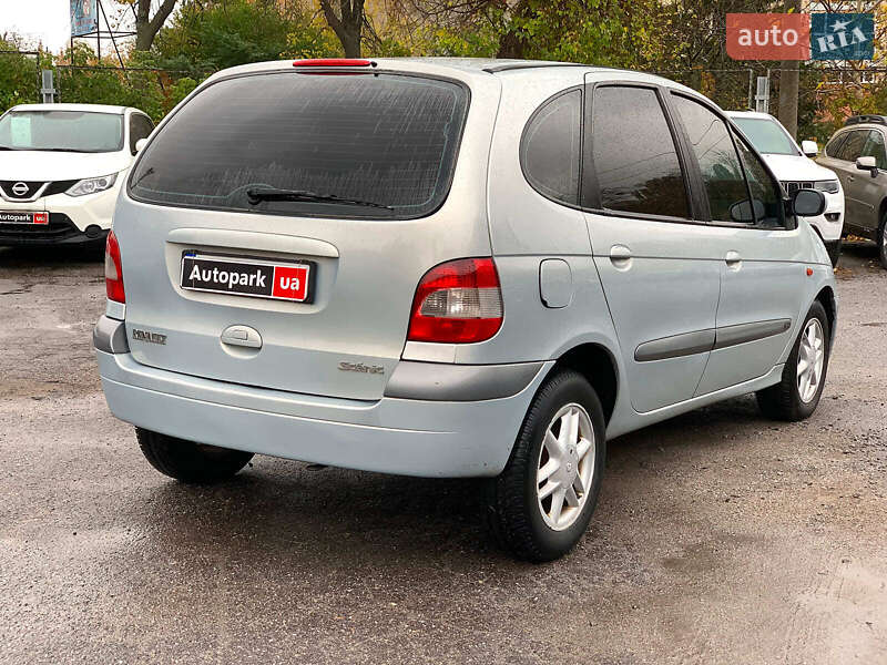 Минивэн Renault Scenic 2002 в Виннице
