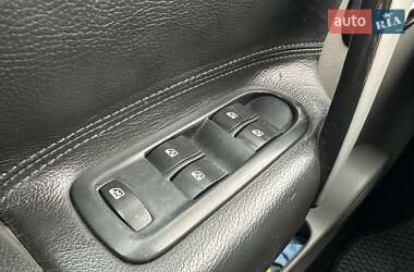 Мінівен Renault Scenic 2005 в  фото 15 Мінівен Renault Scenic 2005 в