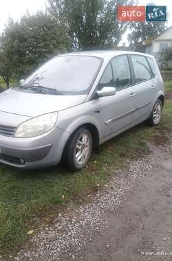 Минивэн Renault Scenic 2004 в 