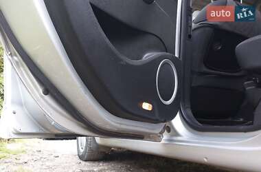 Минивэн Renault Scenic 2009 в 