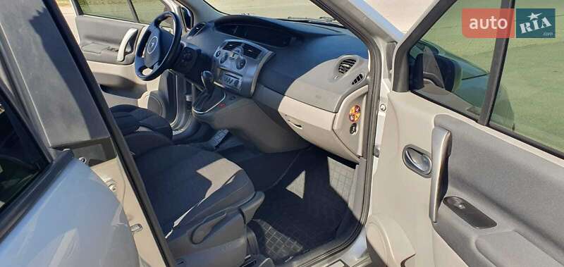 Мінівен Renault Scenic 2006 в Дніпрі фото 18 Мінівен Renault Scenic 2006 в Дніпрі