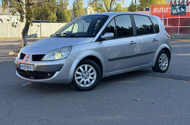 Минивэн Renault Scenic 2008 в  фото 6 Минивэн Renault Scenic 2008 в