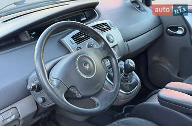Минивэн Renault Scenic 2008 в  фото 16 Минивэн Renault Scenic 2008 в