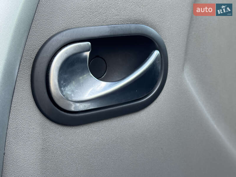 Минивэн Renault Scenic 2007 в Ровно фото 60 Минивэн Renault Scenic 2007 в Ровно