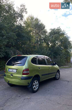 Минивэн Renault Scenic 2000 в 