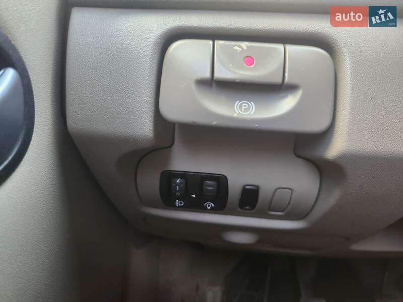 Мінівен Renault Scenic 2005 в Полтаві фото 27 Мінівен Renault Scenic 2005 в Полтаві