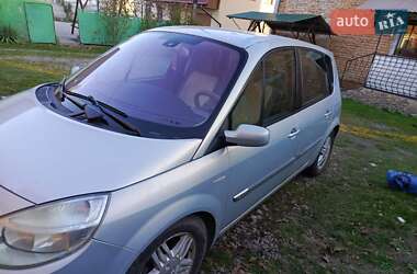 Минивэн Renault Scenic 2003 в 