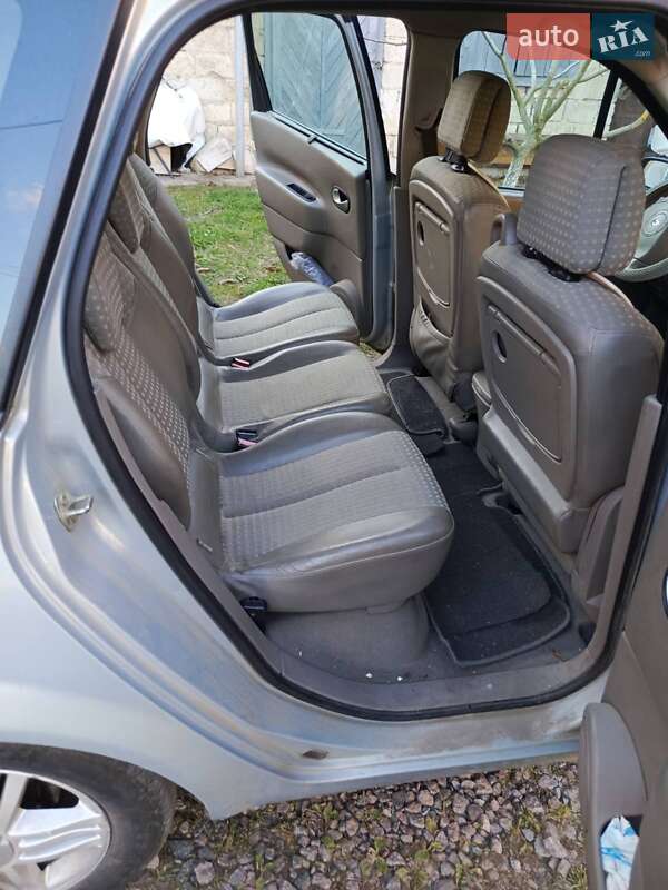 Мінівен Renault Scenic 2003 в Кам'янці-Бузькій