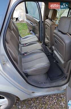 Минивэн Renault Scenic 2003 в 