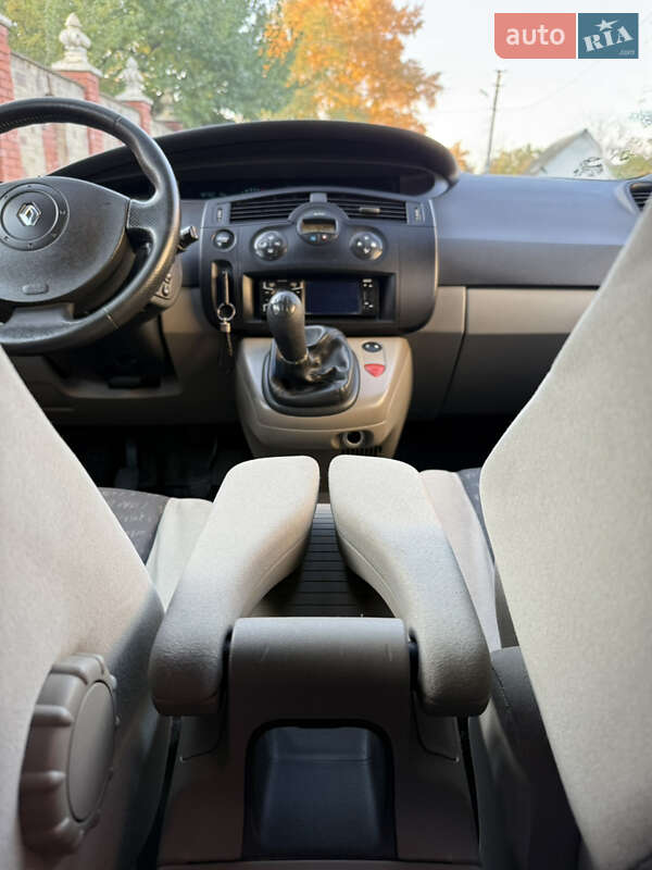 Минивэн Renault Scenic 2005 в Красилове фото 28 Минивэн Renault Scenic 2005 в Красилове