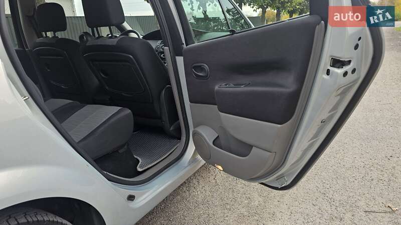 Мінівен Renault Scenic 2003 в Кам'янському фото 21 Мінівен Renault Scenic 2003 в Кам'янському