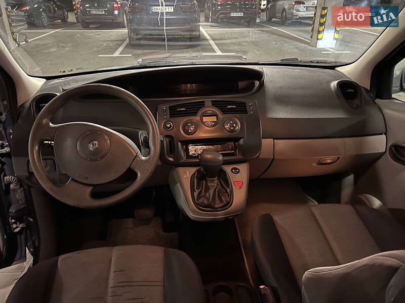 Минивэн Renault Scenic 2005 в Вишневом фото 13 Минивэн Renault Scenic 2005 в Вишневом
