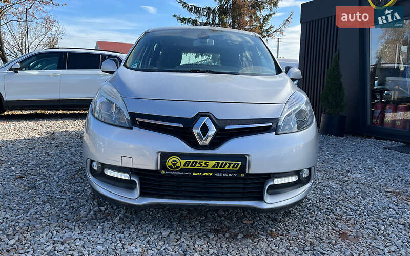 Мінівен Renault Scenic 2015 в Коломиї