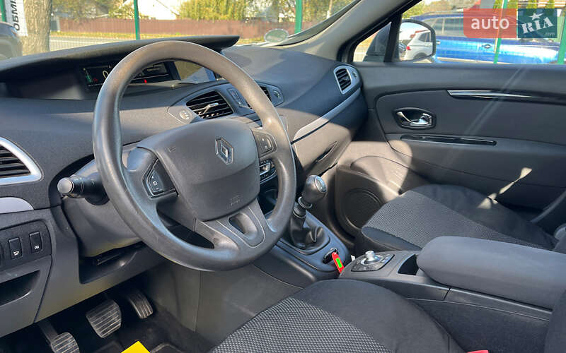 Мінівен Renault Scenic 2015 в Коломиї