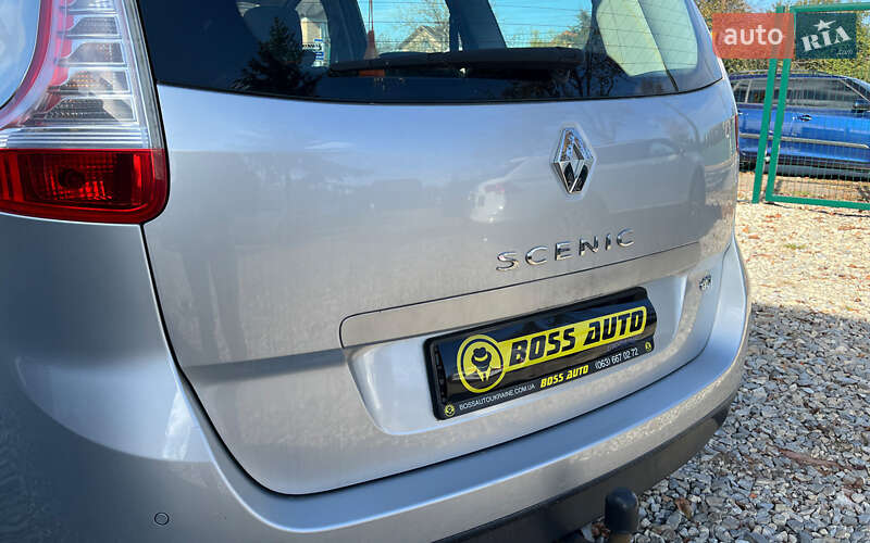 Мінівен Renault Scenic 2015 в Коломиї