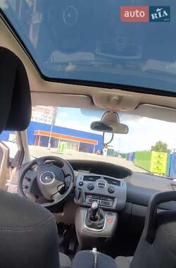 Минивэн Renault Scenic 2007 в 