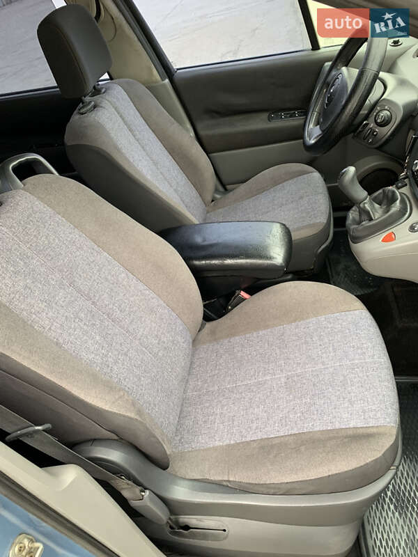 Минивэн Renault Scenic 2004 в Белой Церкви фото 13 Минивэн Renault Scenic 2004 в Белой Церкви