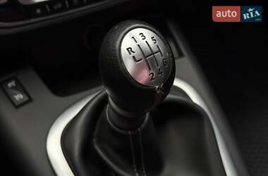 Мінівен Renault Scenic 2012 в  фото 36 Мінівен Renault Scenic 2012 в