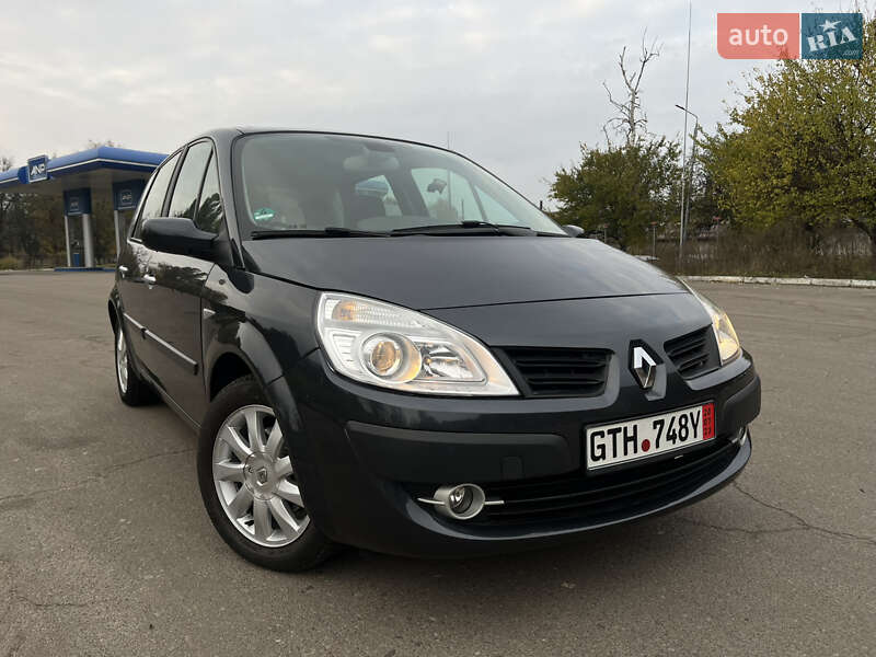 Мінівен Renault Scenic 2006 в  фото Мінівен Renault Scenic 2006 в