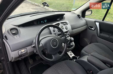 Мінівен Renault Scenic 2006 в  фото 16 Мінівен Renault Scenic 2006 в