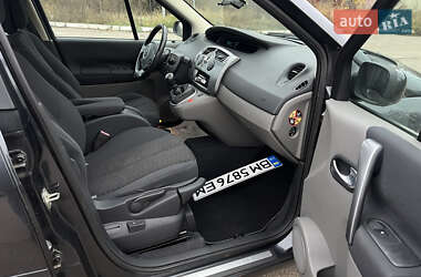 Мінівен Renault Scenic 2006 в  фото 27 Мінівен Renault Scenic 2006 в
