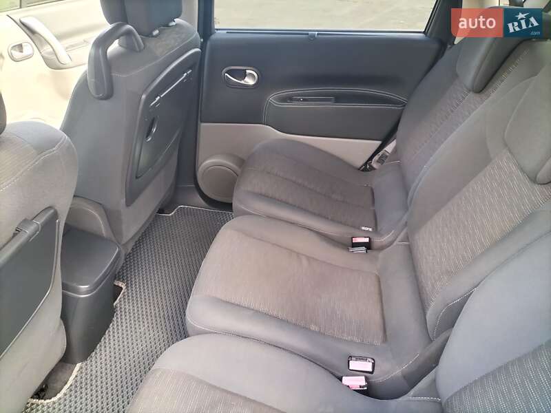 Мінівен Renault Scenic 2006 в Хмельницькому