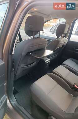 Мінівен Renault Scenic 2013 в  Мінівен Renault Scenic 2013 в