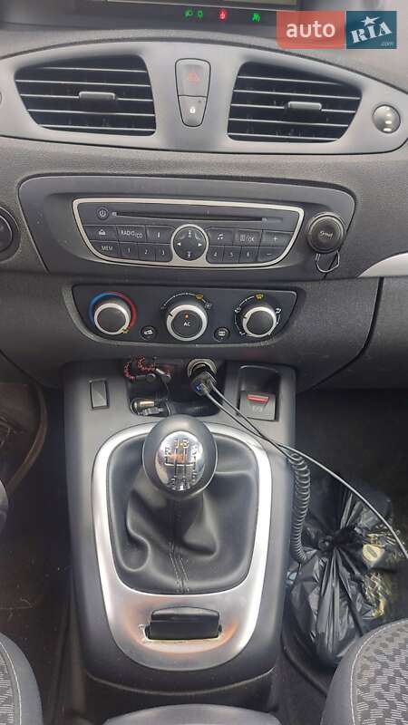 Мінівен Renault Scenic 2011 в Луцьку фото 10 Мінівен Renault Scenic 2011 в Луцьку