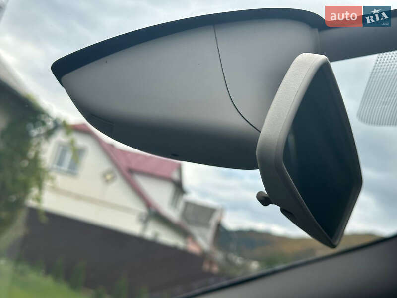 Минивэн Renault Scenic 2011 в Ивано-Франковске