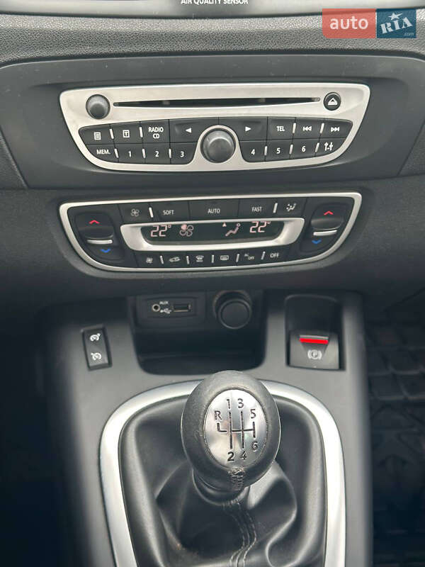 Минивэн Renault Scenic 2011 в Ивано-Франковске