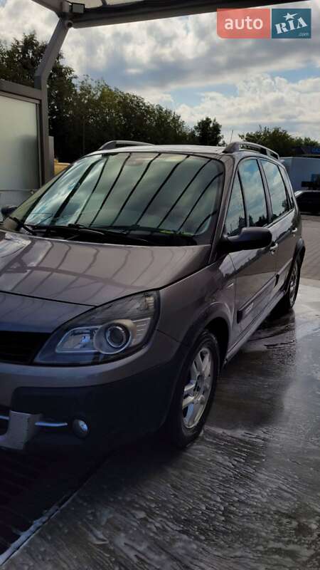 Минивэн Renault Scenic 2008 в Деражне