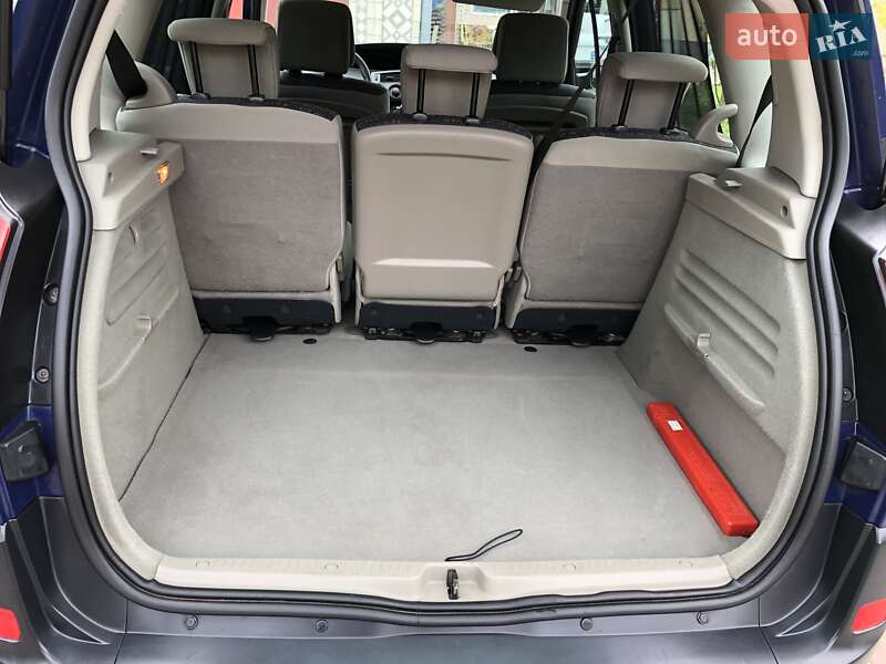 Минивэн Renault Scenic 2005 в Красилове фото 51 Минивэн Renault Scenic 2005 в Красилове